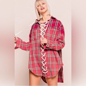 NWOT POL Womens Red Plaid Oversized Long Sleeve Top with Lace Up Front